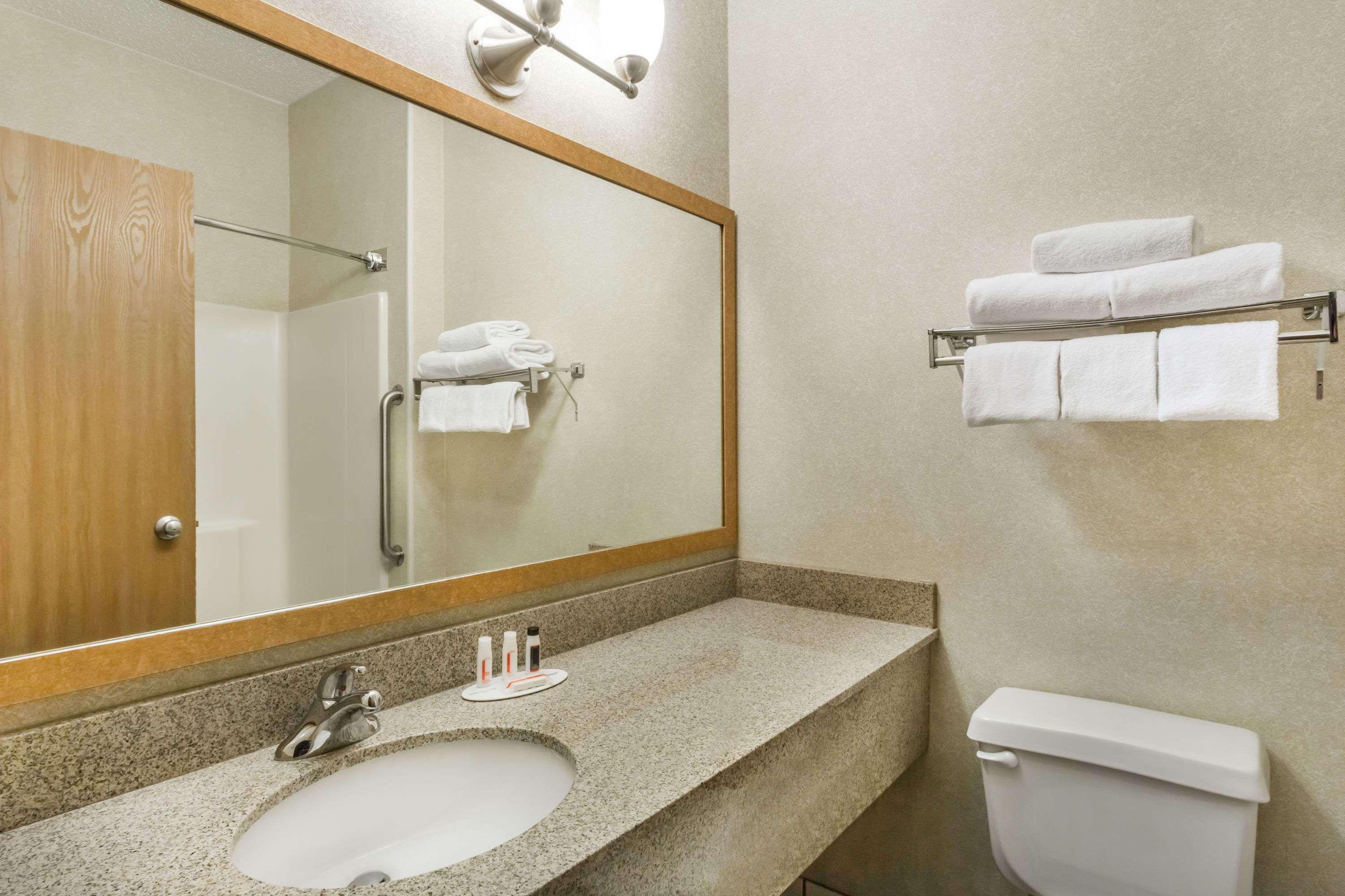 Baymont By Wyndham Billings Hotel Ngoại thất bức ảnh